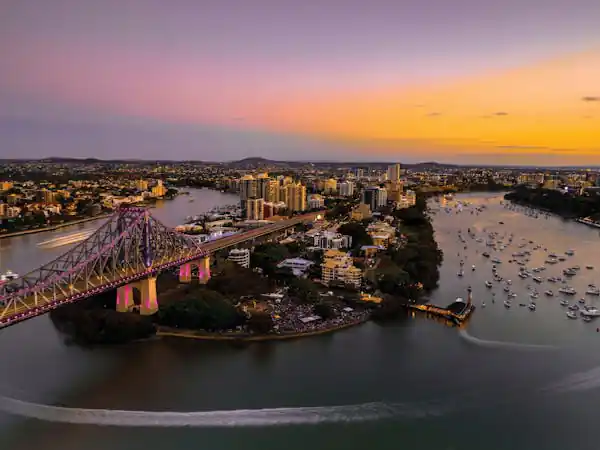 Mobile physiotherapy in Kangaroo Point riverside apartment